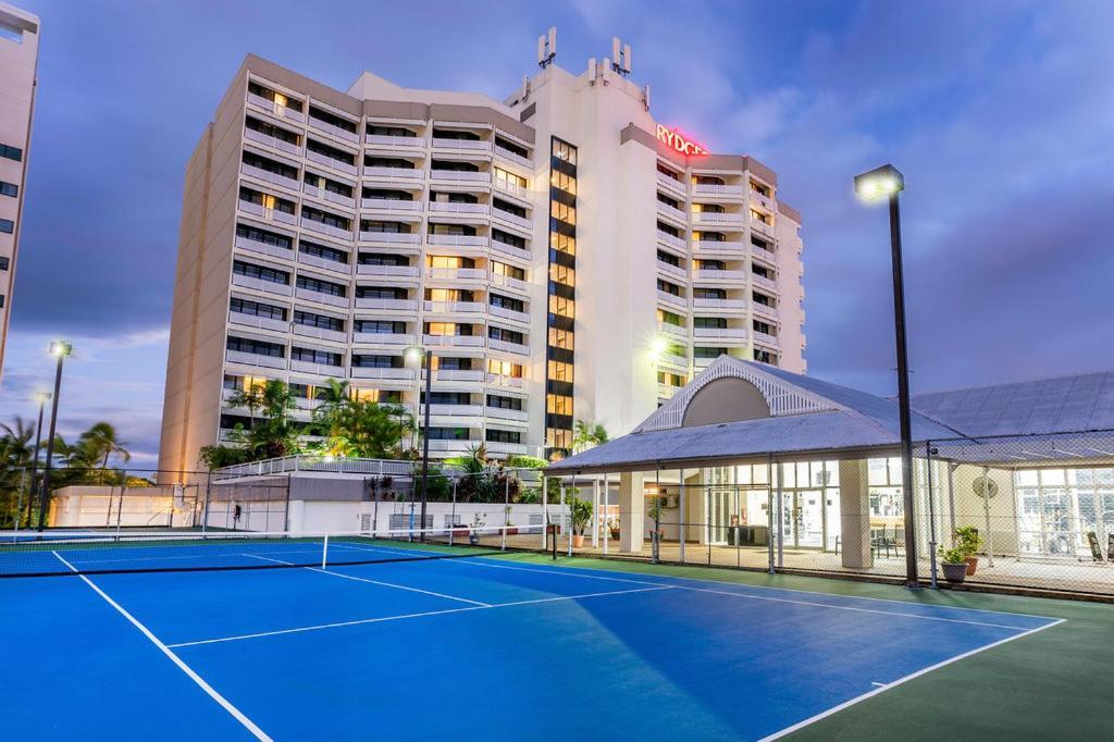Rydges Esplanade Resort Cairns Extérieur photo