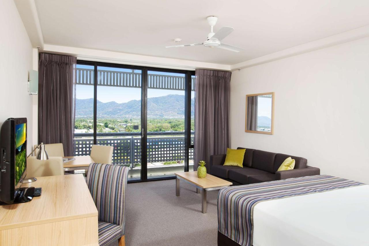 Rydges Esplanade Resort Cairns Extérieur photo