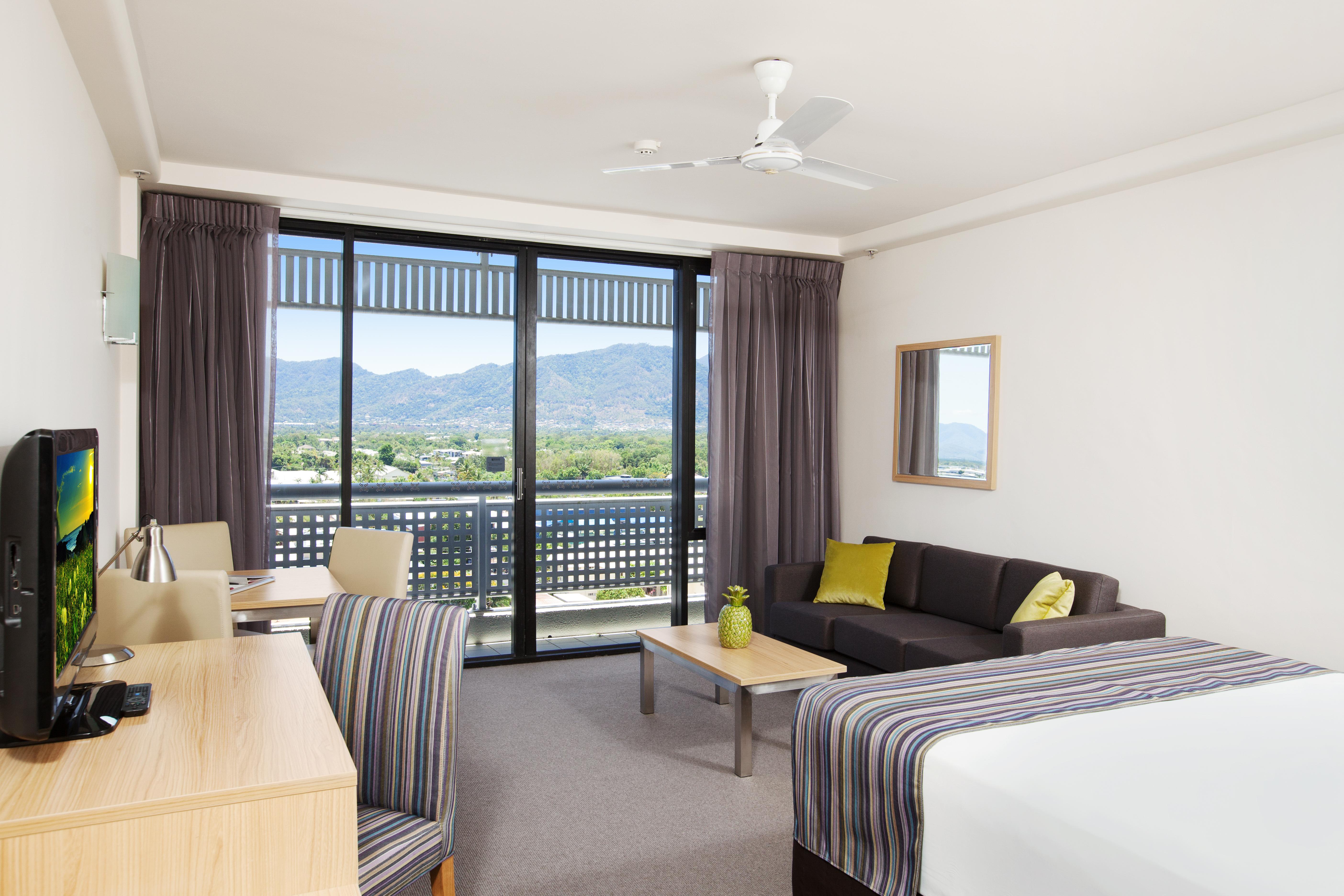 Rydges Esplanade Resort Cairns Extérieur photo