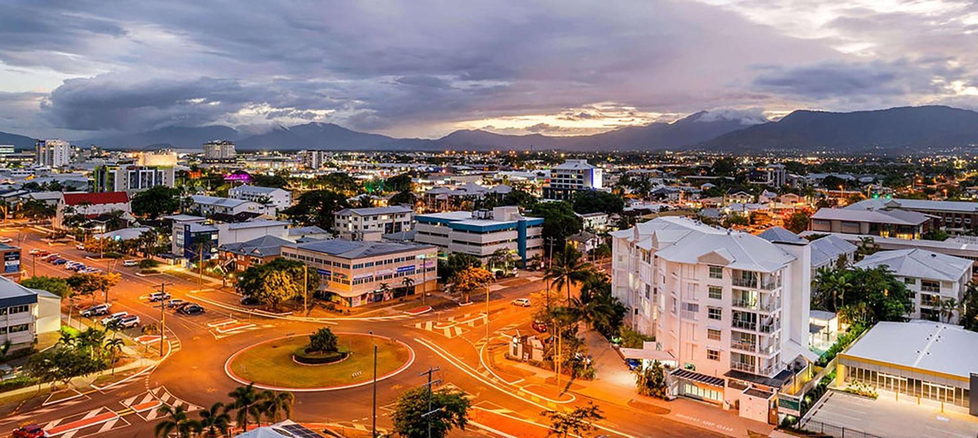 Rydges Esplanade Resort Cairns Extérieur photo